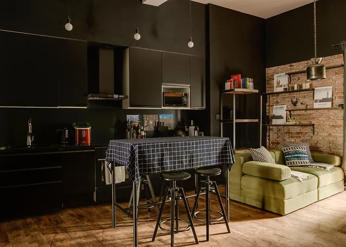 Premium Black Apartment Krakow Center With Parking
