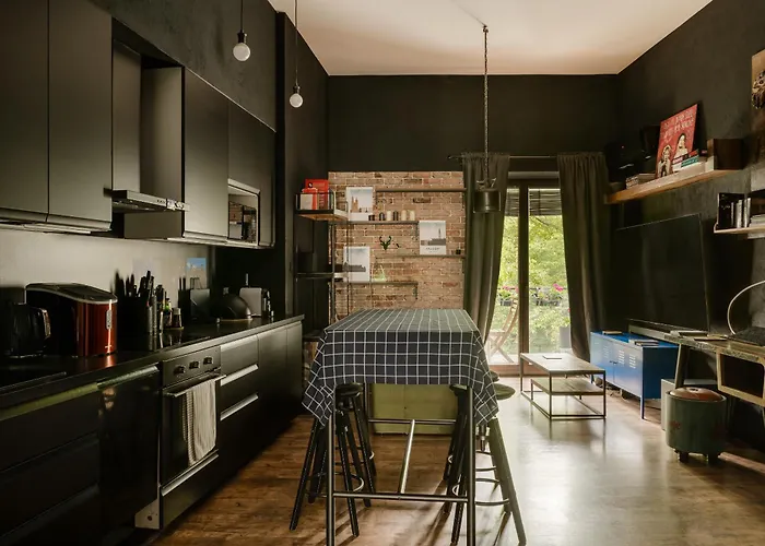 Premium Black Apartment Krakow Center With Parking